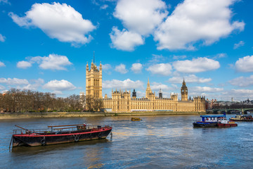 Obraz premium Houses of Parliament in London