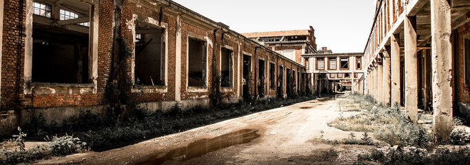 struttura industriale dismessa