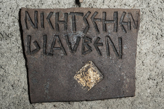 13. Station eines Kreuzweges, Vinzenz Burri, Wesemlin, Luzern, Schweiz