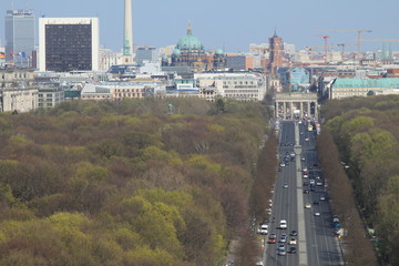 Blick von der Siegessäule nach Osten (April 2015) © holger.l.berlin