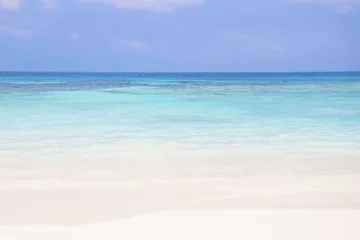 Fototapeten Schöner Strand und blauer Himmel © voraphong pirawd