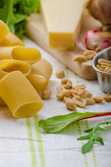 Rigatoni with garlic and herbs pesto