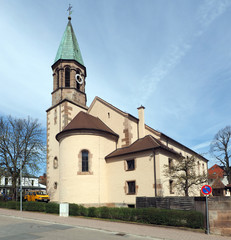Fototapeta na wymiar Pfarrkirche Herz Jesu in Feucht