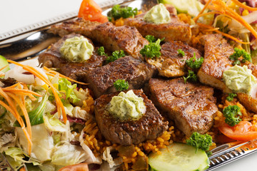 Grillteller mit viel Fleisch