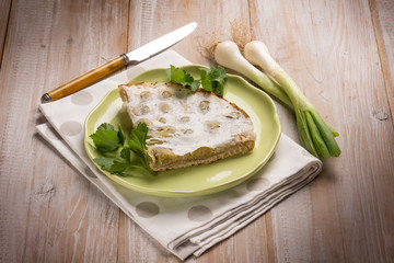 cake with leek and cheese