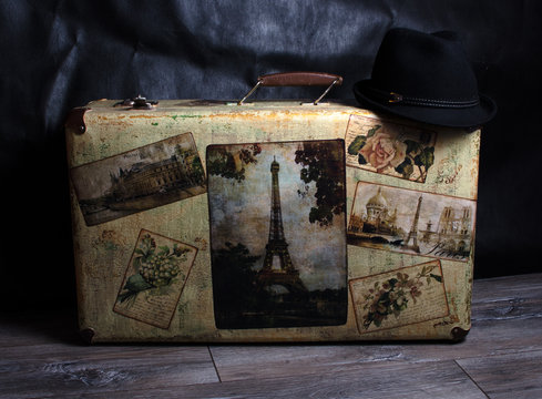 Vintage suitcase and hat