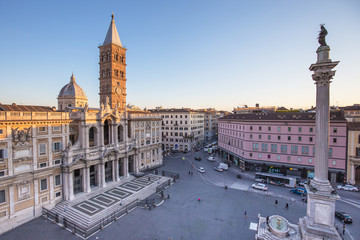 Fototapeta premium Plac Santa Maria Maggiore w Rzymie, Włochy.