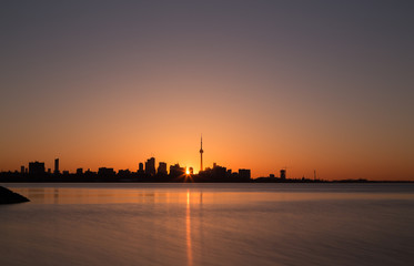 Fototapeta na wymiar Toronto at Sunrise