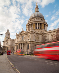 St Pauls Cathedral and Traffic