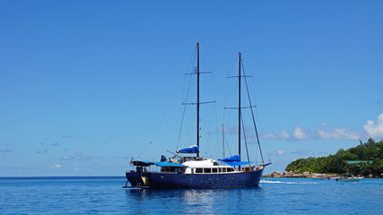 Obraz premium ship in turquoise