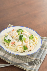 Fettuccine Alfredo Shrimp