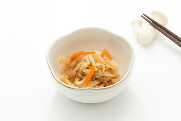 切り干し大根（ダイコン）