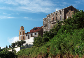 Fototapeta na wymiar Village de costa verde en haute Corse