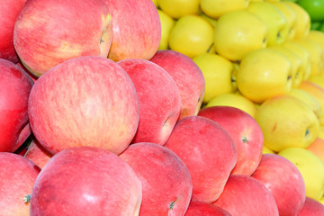 Apples on the market