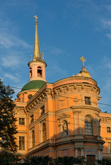 Fototapeta na wymiar Saint Michael's Castle in Saint Petersburg