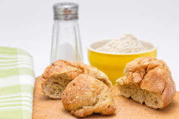 Gluten's buns and oat bran