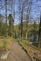 Chemin en forte pente au parc Solvay tournai à Bruxelles