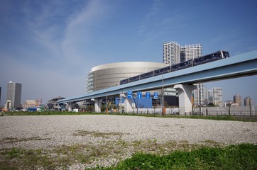 ゆりかもめと豊洲の風景