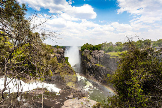 The Victoria falls with mist from water