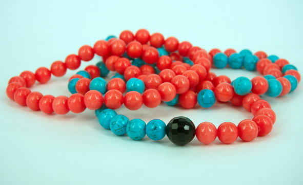 Coral And Turquoise Baeds Necklace