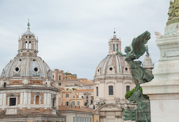 Fototapeta na wymiar Il Monumento nazionale a Vittorio Emanuele II, Rome, Italy
