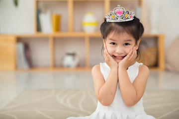 Little princess © DragonImages