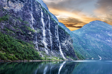 Fototapety na wymiar - Fototapeta24.pl