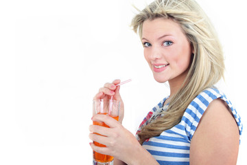 Fruchtsaft trinken