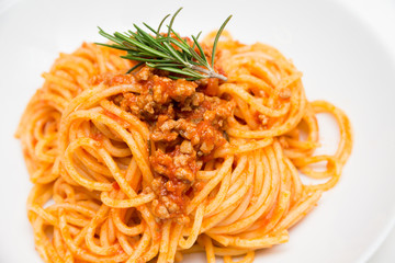 Piatto di spaghetti al ragù