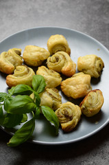 Puff pastry rolls with Italian pesto