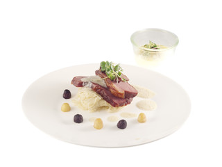 schäufele mit champagner sauerkraut