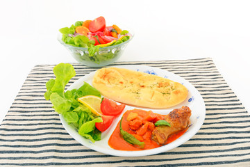 おいしそうなカレーとナン