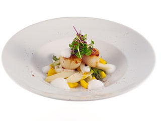 fried scallops with mango & asparagus