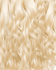 Picture presenting a curly hairpiece