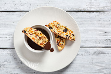 Hot chocolate with cookies