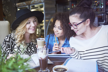 Learning together brings better results