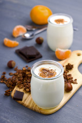Yogurt with granola