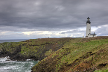Fototapeta na wymiar Lighthouse on the pacific coast.