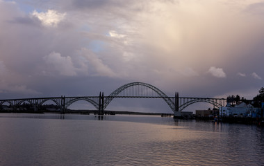 Fototapeta na wymiar Yaquina bridge at sunset in Newport, Oregont.