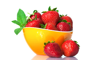 Ripe fresh strawberries on plate
