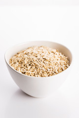 Oat flakes in bowl