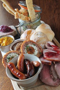 mixed meat sharing platter