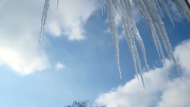 icicles melt