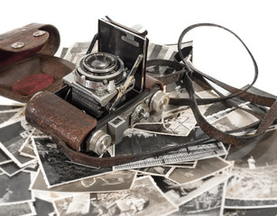 alter antiker fotoapparat mit bildern