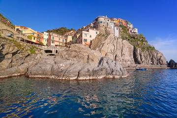 Fototapeta na wymiar Manarola town at the Ligurian Sea, Italy.