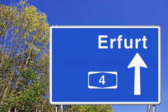 Wegweiser auf A4 in Richtung Erfurt