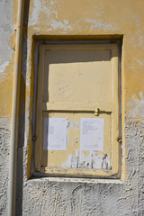 Finestra murata chiusa, edilizia, restauro 