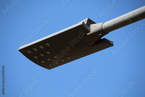 "Moderne LED-Straßenbeleuchtung" Stockfotos und lizenzfreie Bilder auf