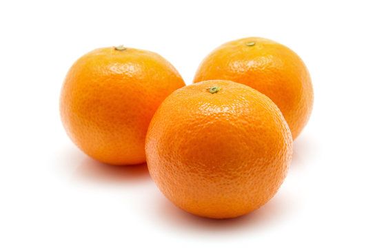 tangerine or mandarin fruit 