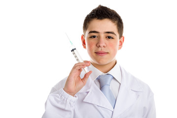 Child doctor makes syringe friendly